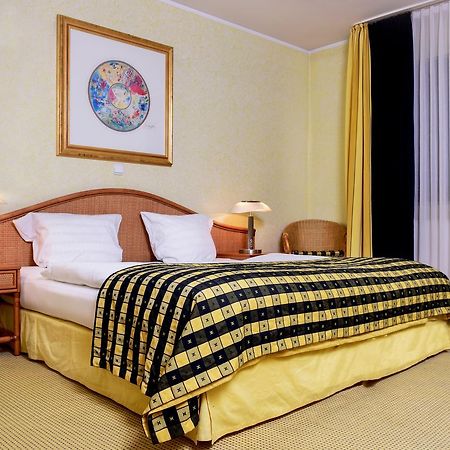 Hotel Altera Pars Kolonia Zewnętrze zdjęcie