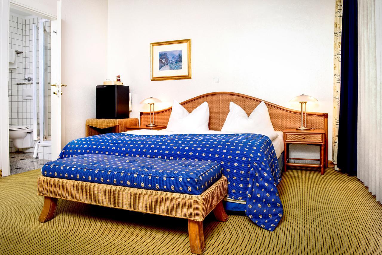 Hotel Altera Pars Kolonia Zewnętrze zdjęcie