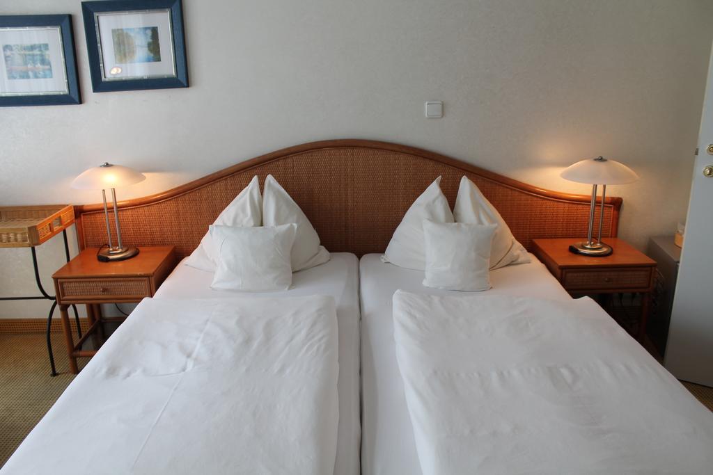 Hotel Altera Pars Kolonia Zewnętrze zdjęcie