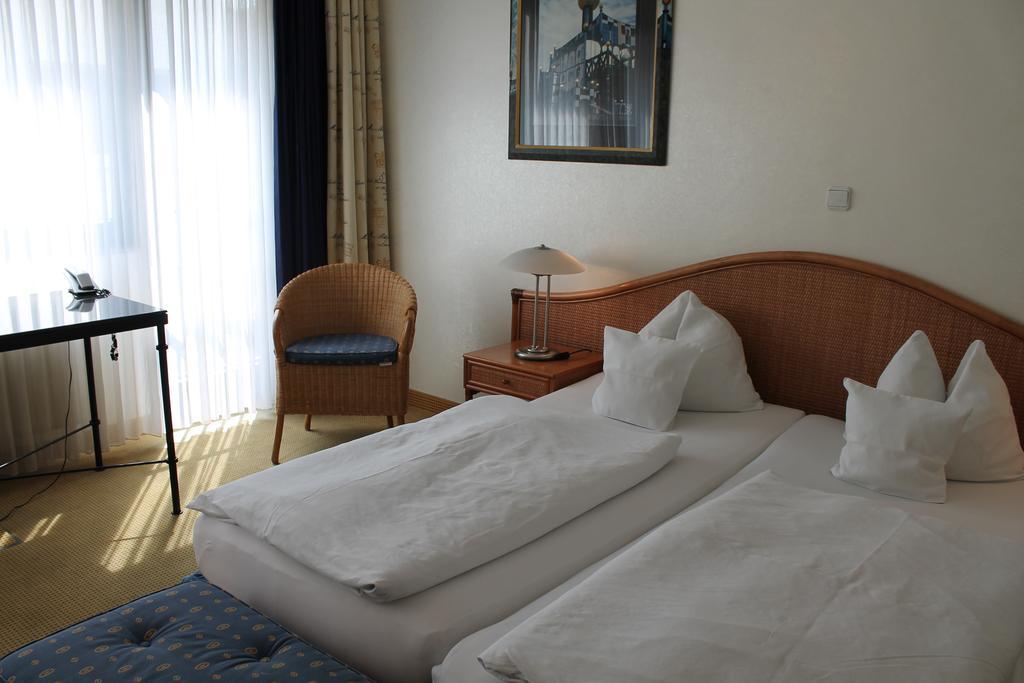 Hotel Altera Pars Kolonia Zewnętrze zdjęcie